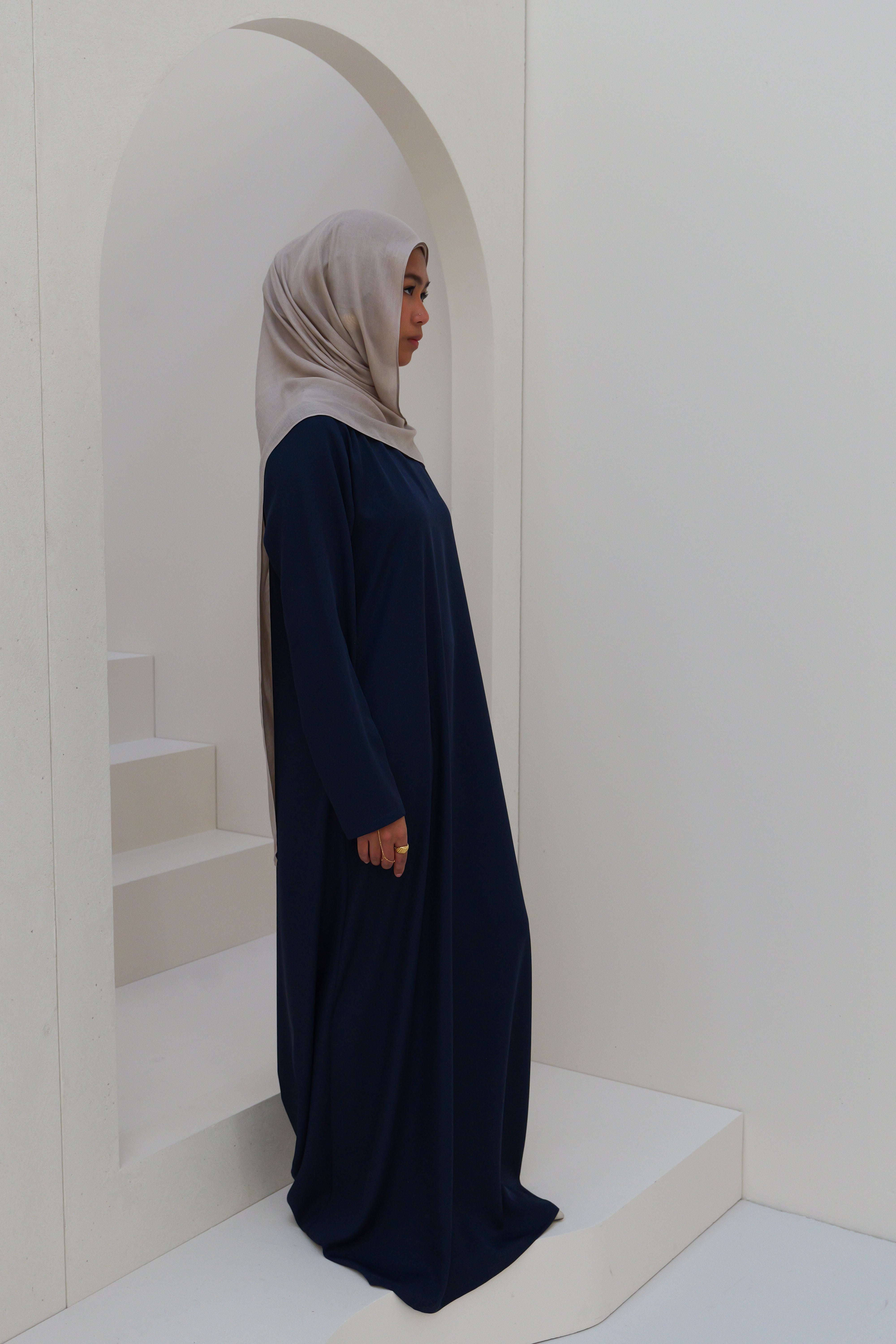 Basic Abayah - navy