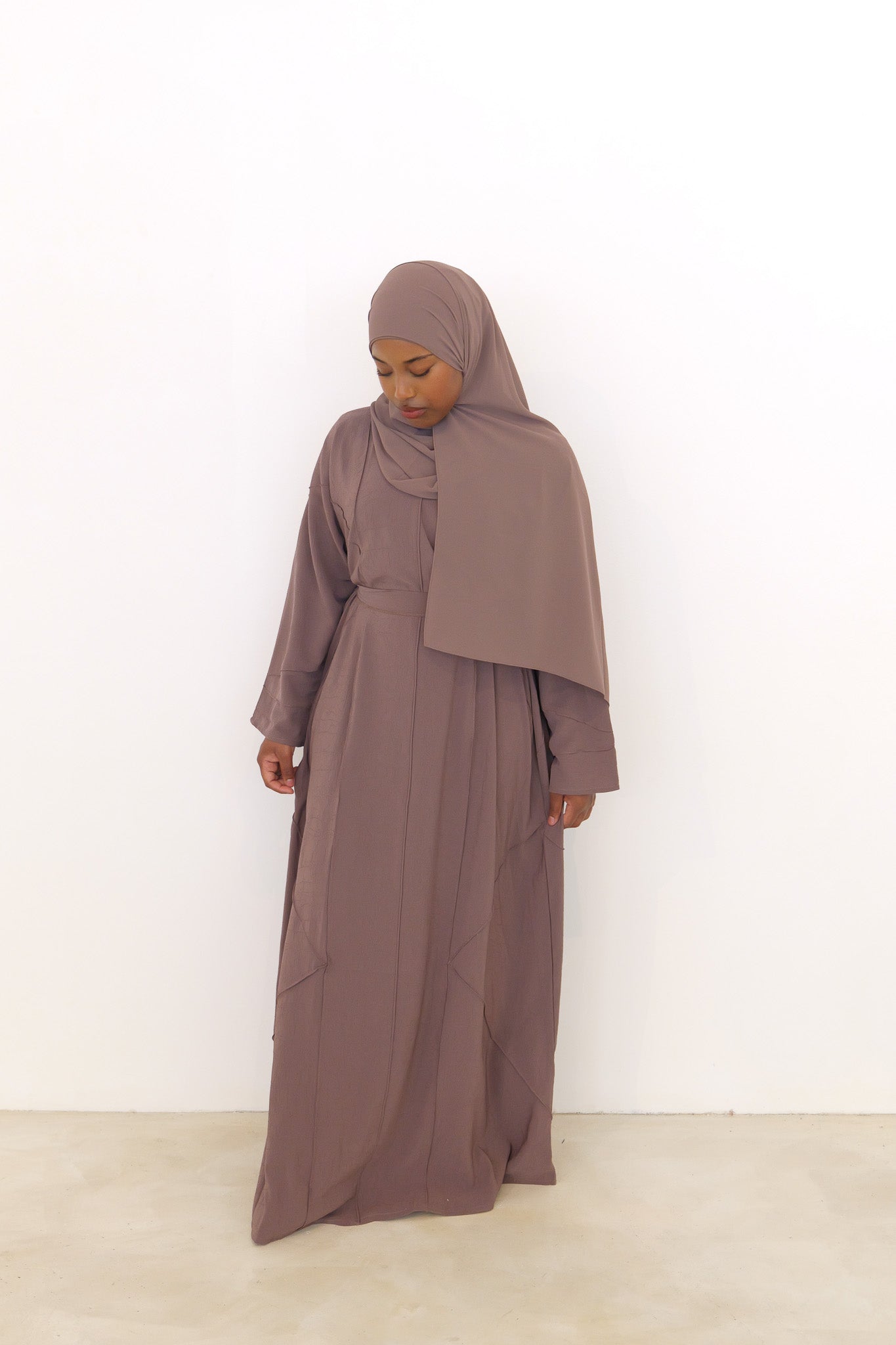 Zaynab Abayah