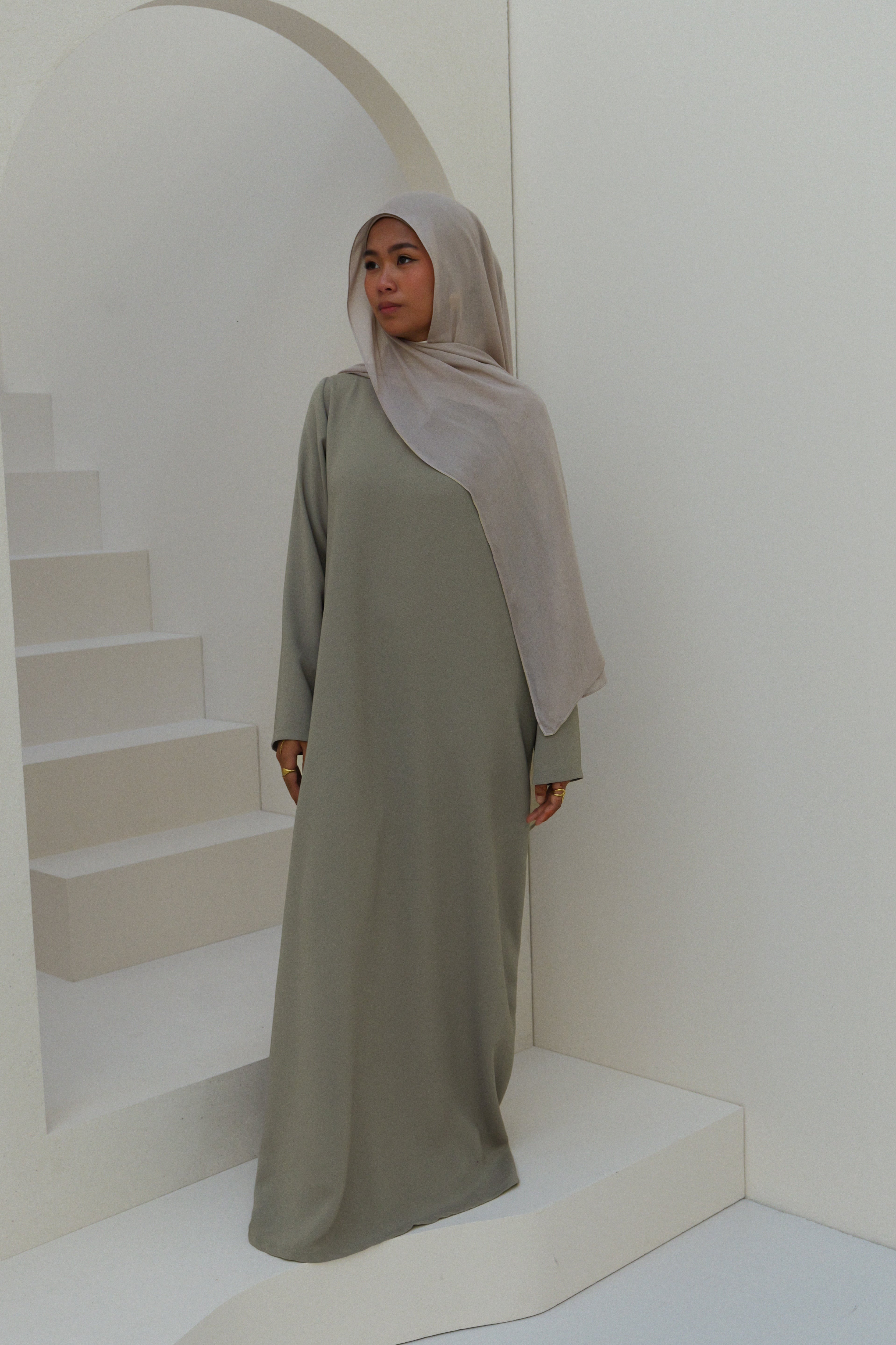 Basic Crepe shimmer Abayah - Sage