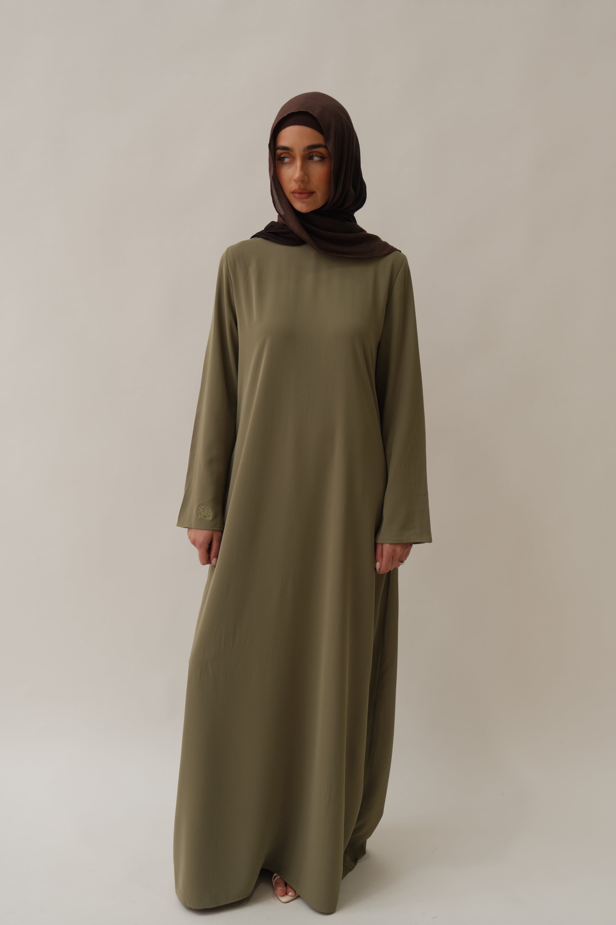 Mahabba Abayah - Olive