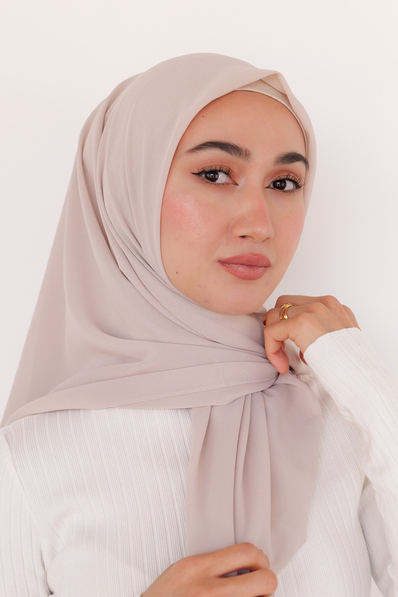{{ hijab }} - {{ Nasiba }} - {{ abaya }} - {{ skirt }} - {{ tops }} - {{ bottoms }} - {{ Nasiba fashion }} - {{ dress }} - {{ scarf }} - {{ shawl }} - {{ jilbab }} - {{ islamic clothing }} - {{ muslim clothing }} - {{ bodysuit }} - {{ under cap }} - {{ bond }}