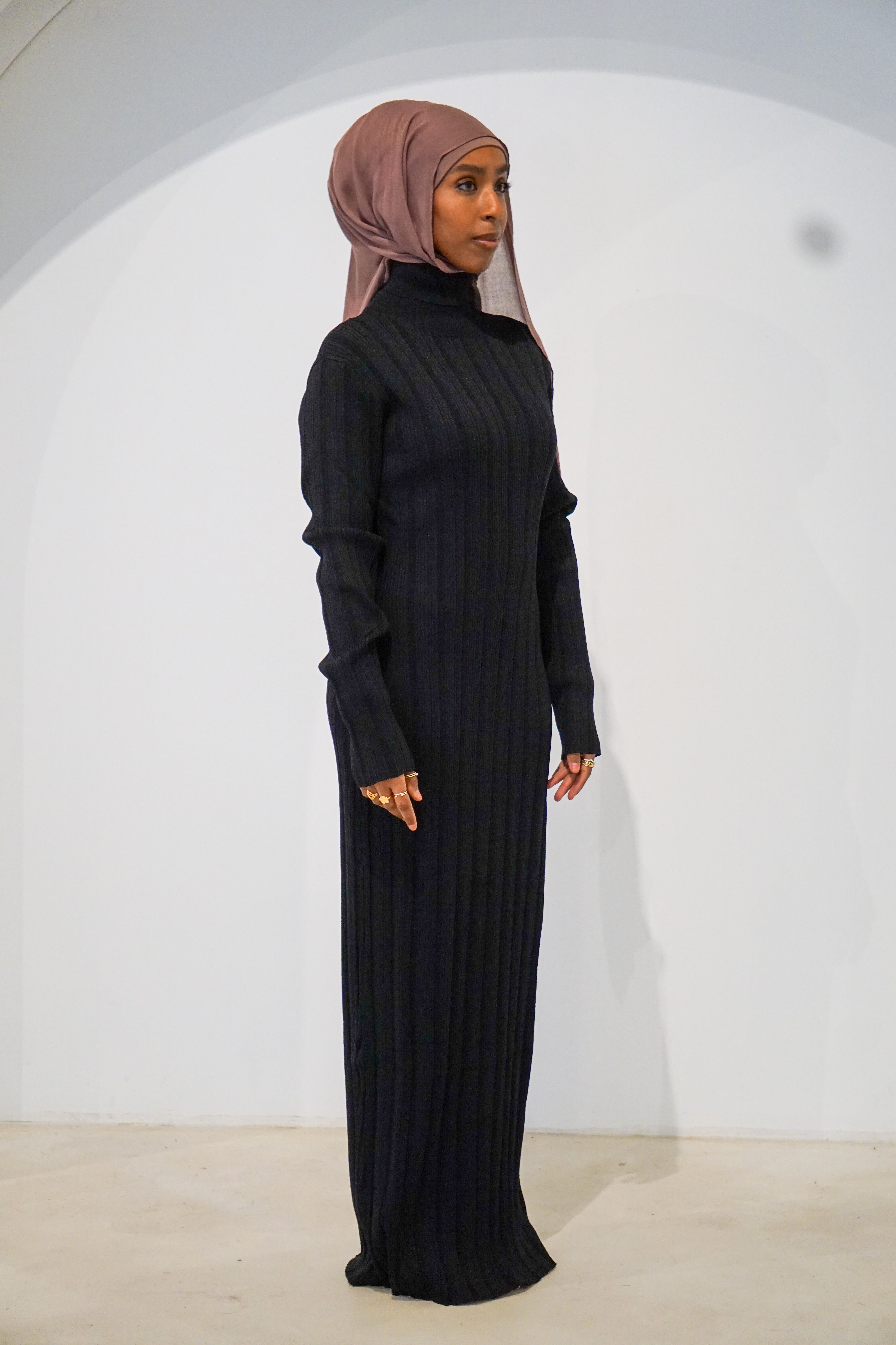 Liyana Maxi Dress - Black