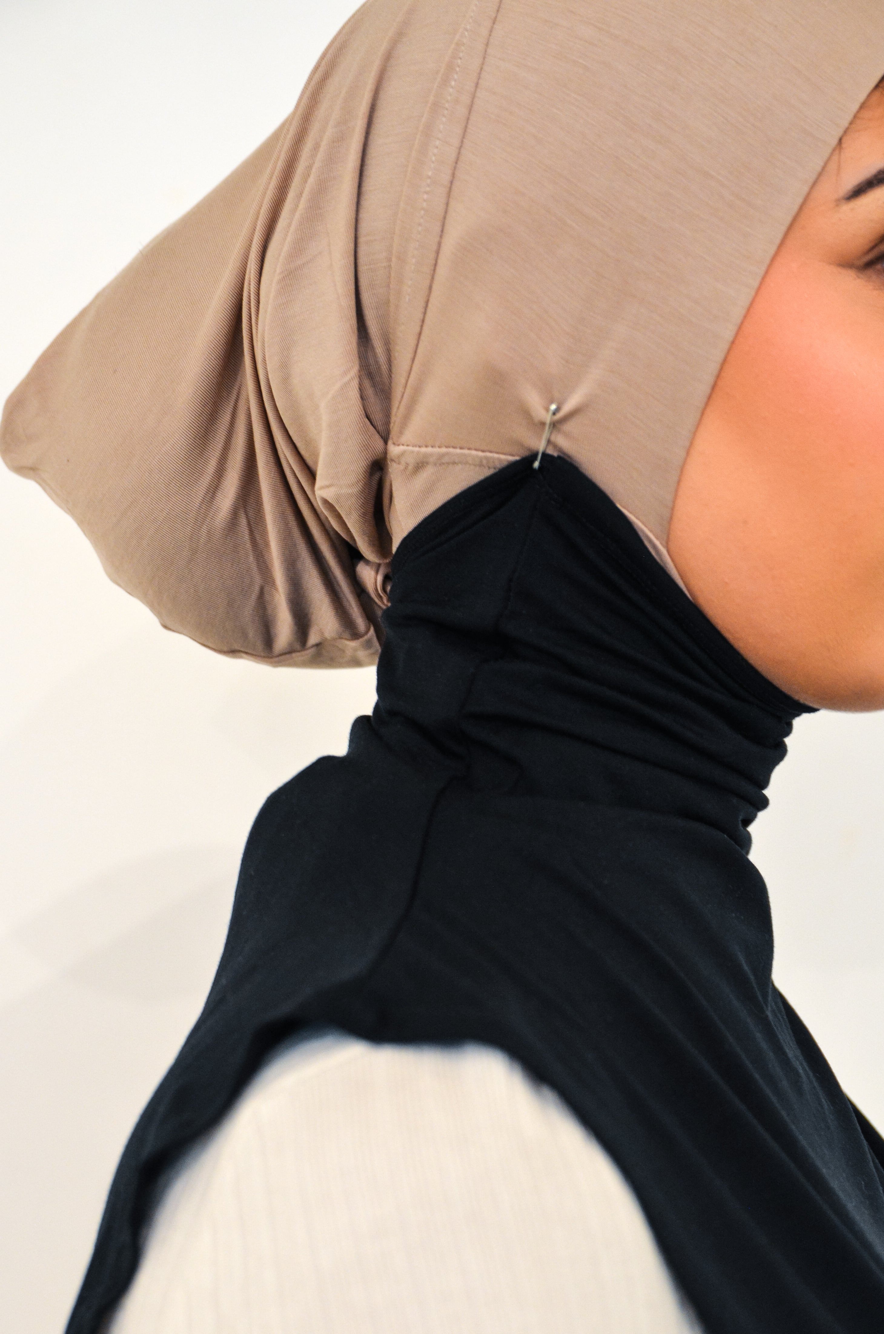 Long Neck Cover - Black