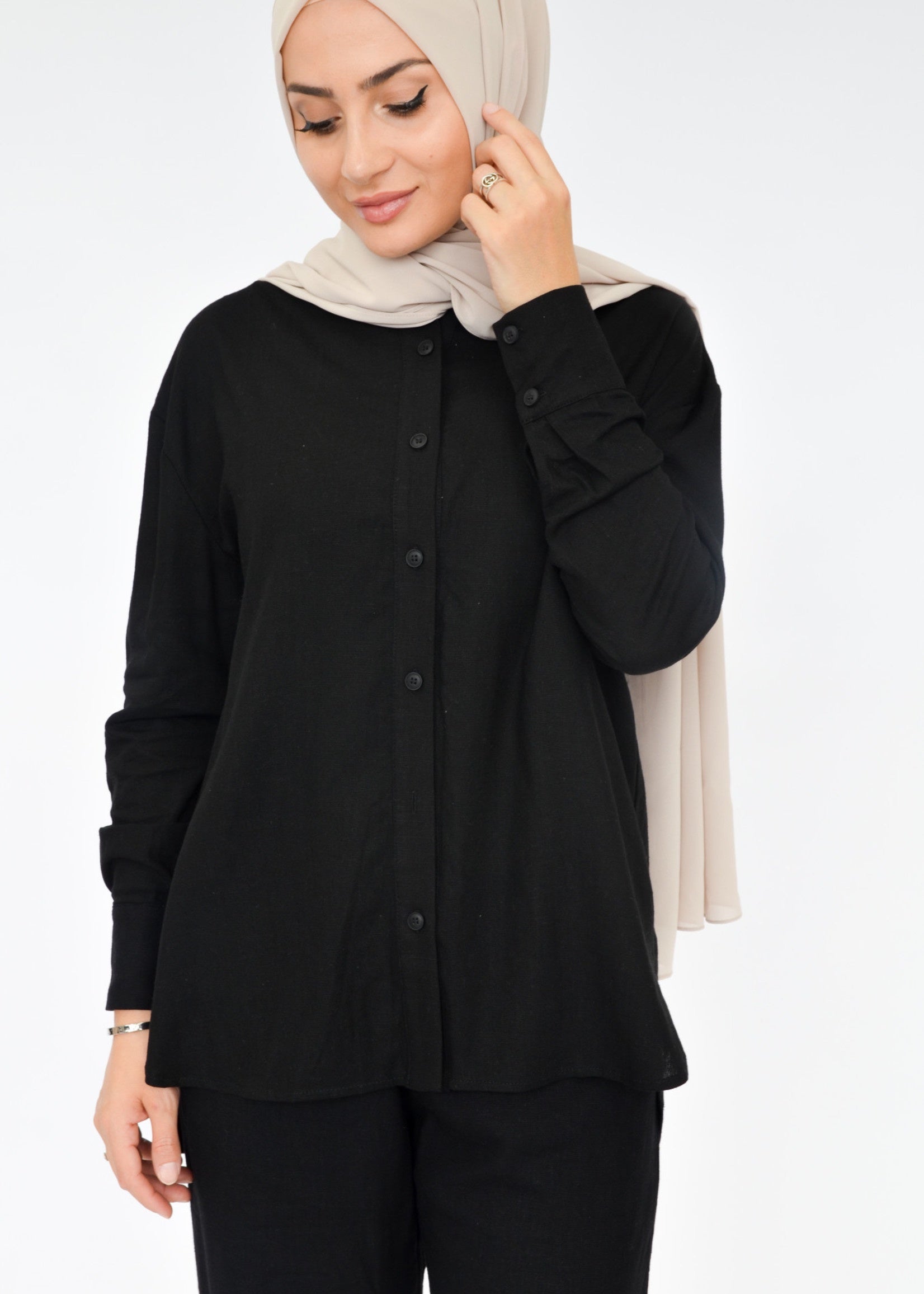 Balmy Oversized Shirt - Black - Nasiba