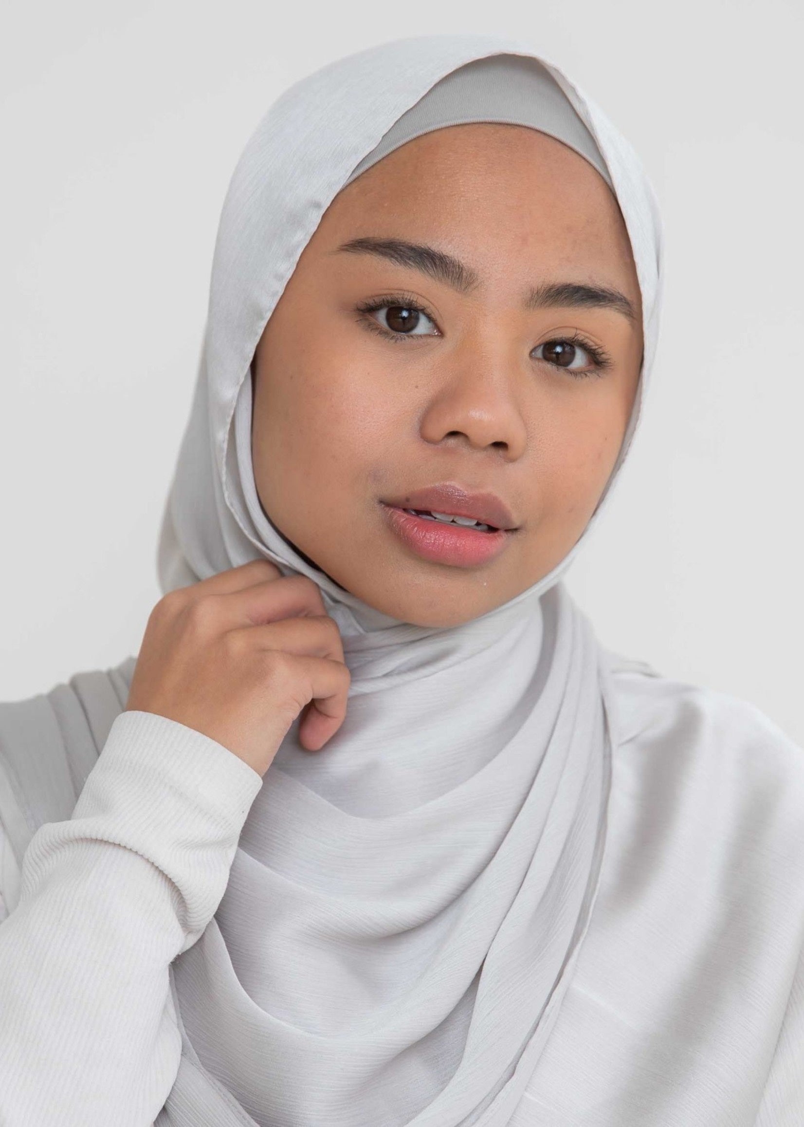 Luxe Satin - Silver - Nasiba
