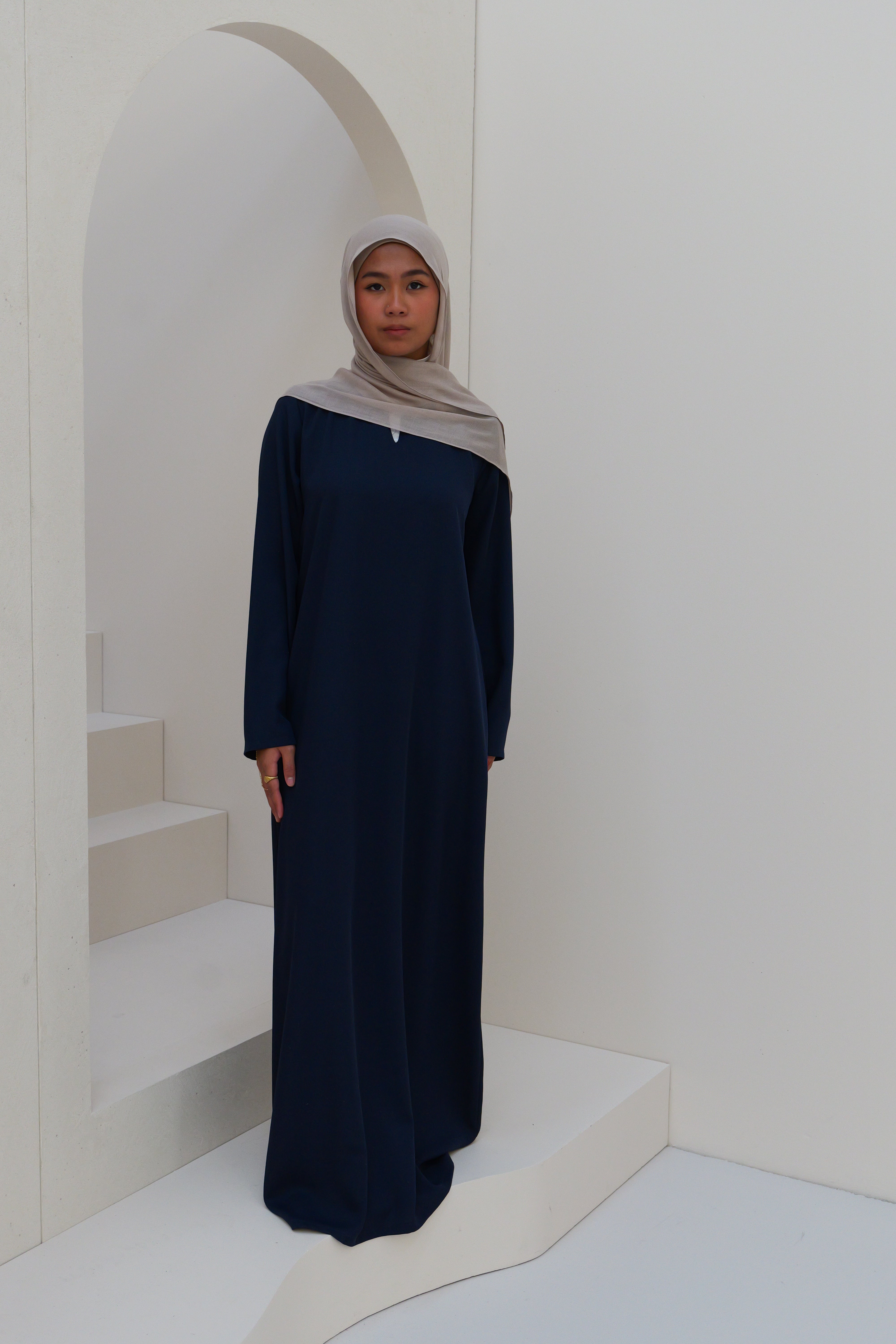 Basic Abayah - navy