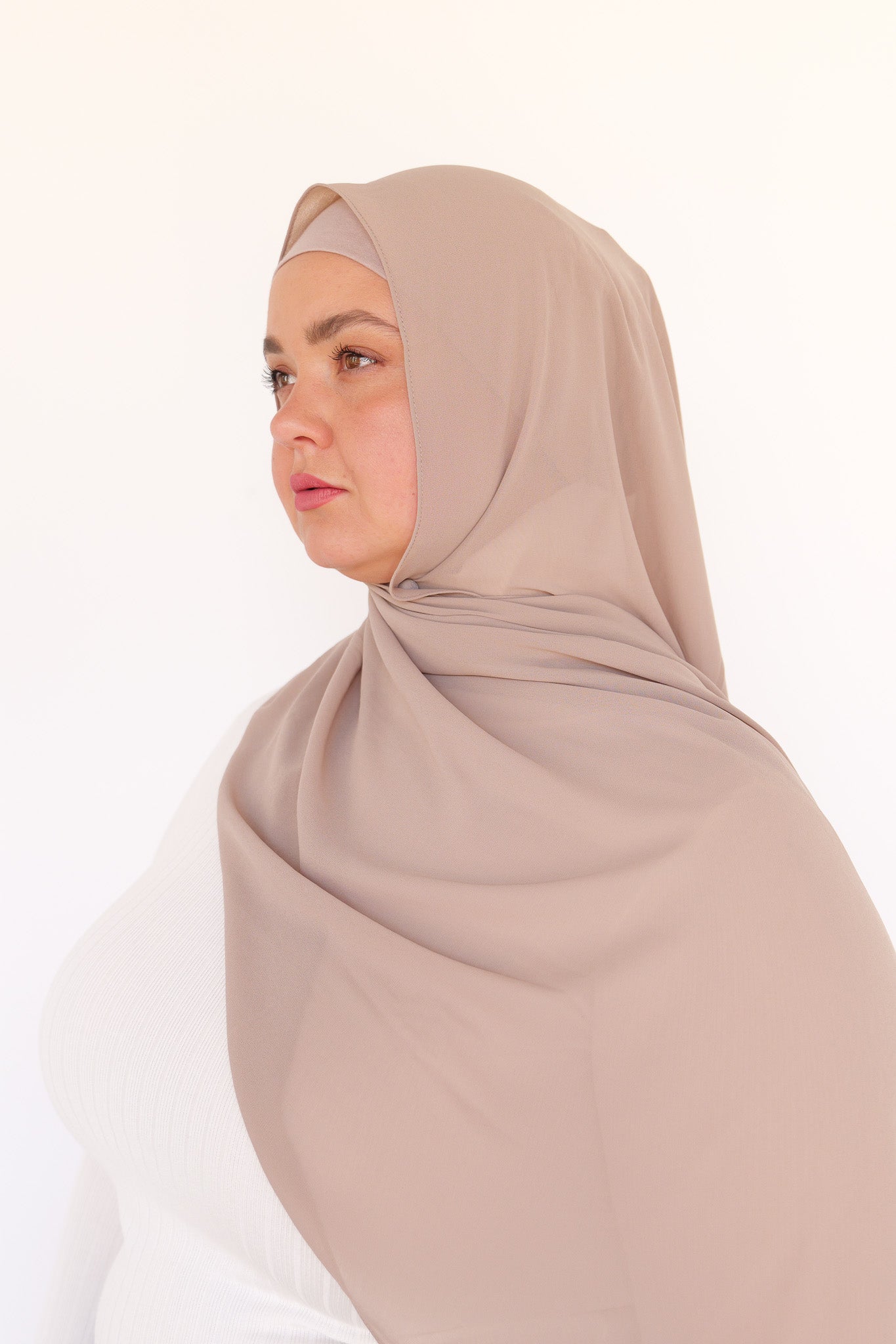 Premium Chiffon Hijab - Earthy Nude