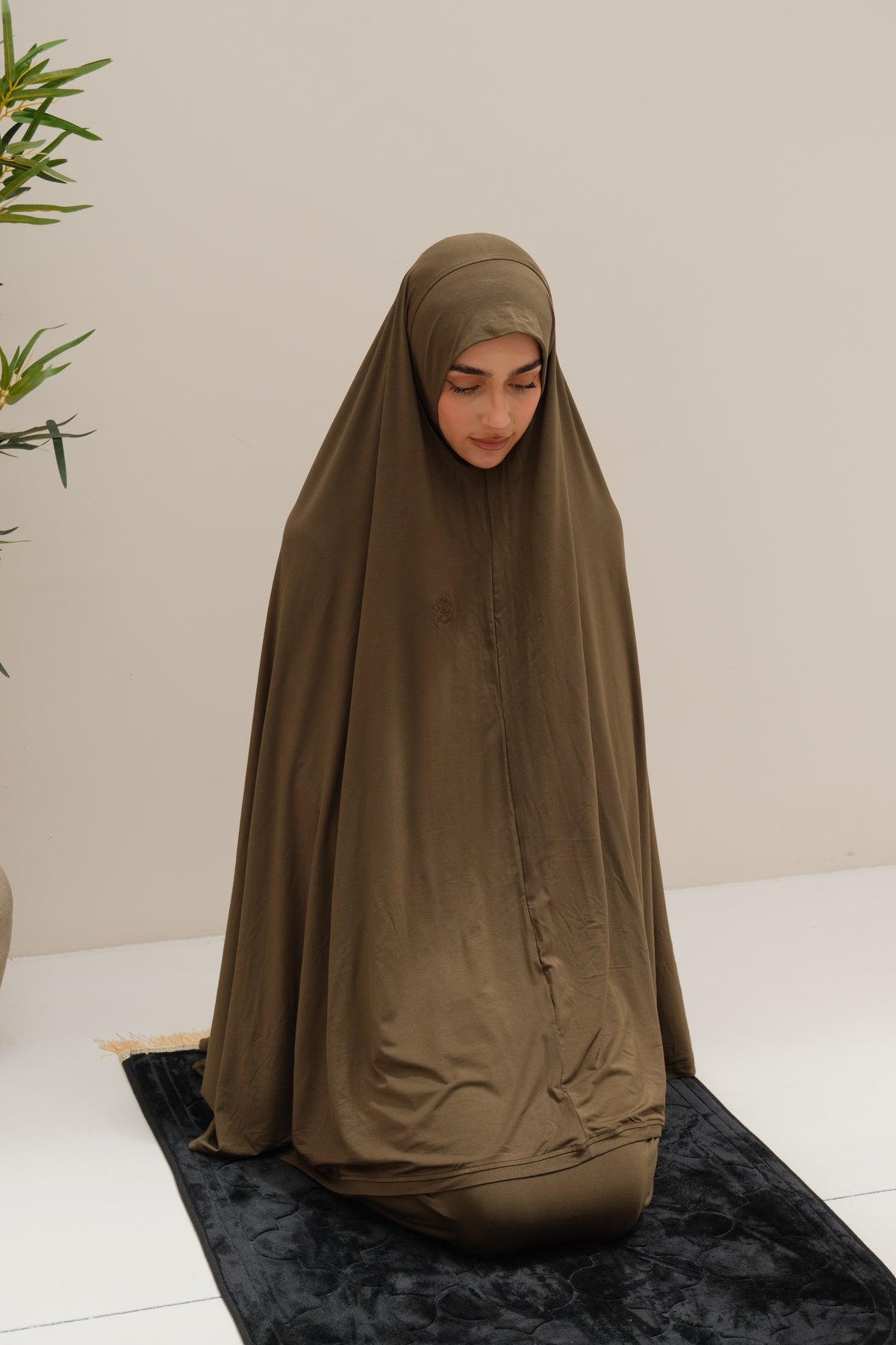 Prayer Set - Olive