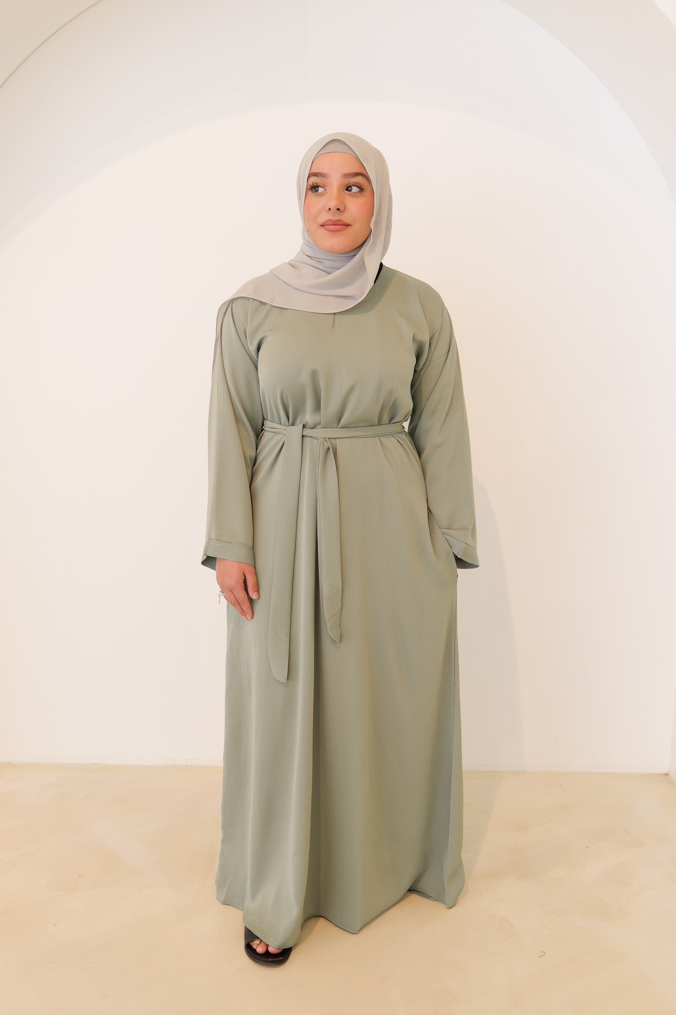 Maryam Abayah - Mint - Nasiba