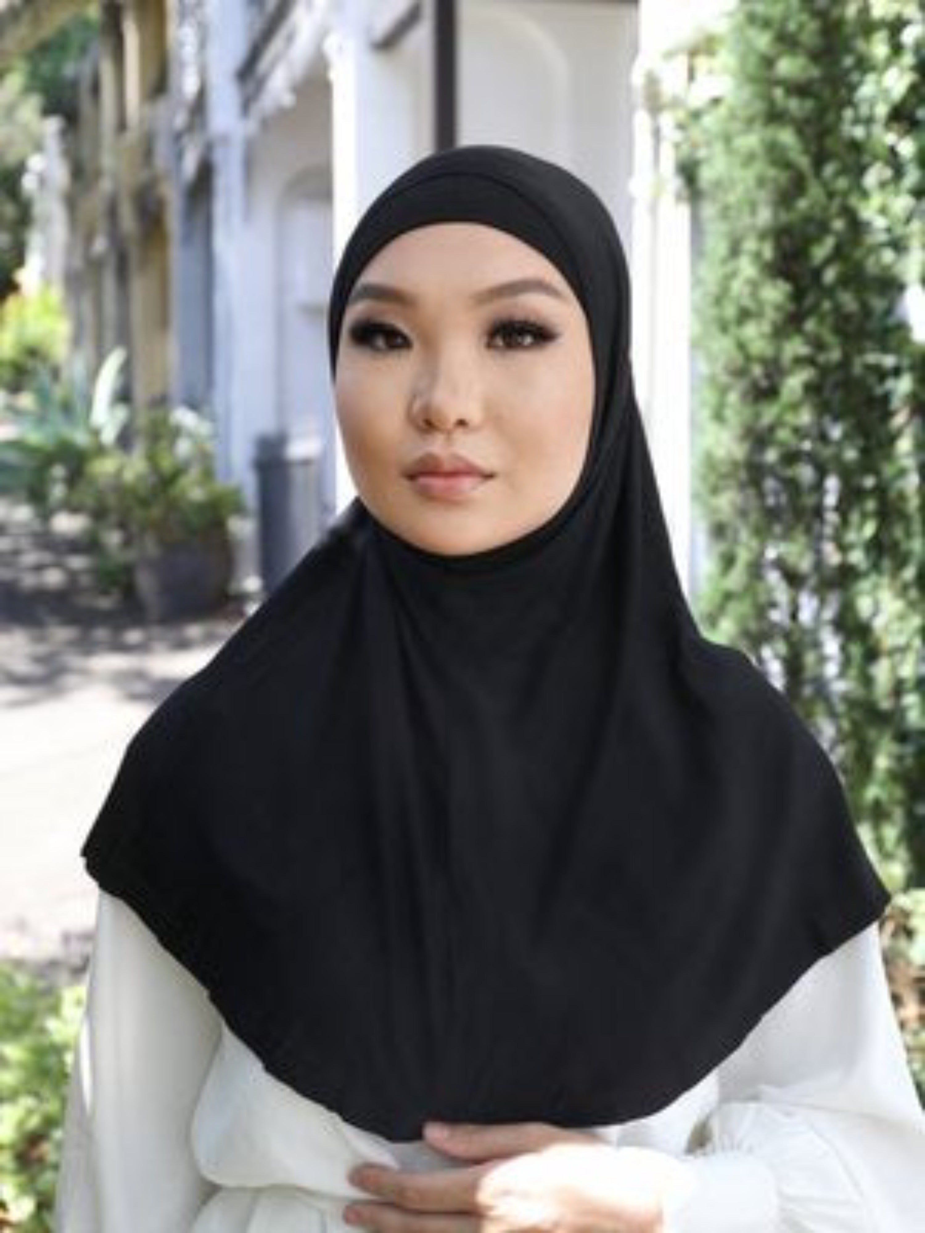 Slip on Hijab - Black  (J)