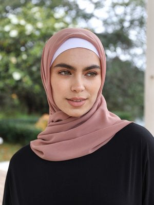 Premium Chiffon Hijab - Blushing Girl